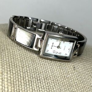 VTG Peyote Bird Design Women’s 7.5” Silver Tone & Abalone Analog Wrist Watch